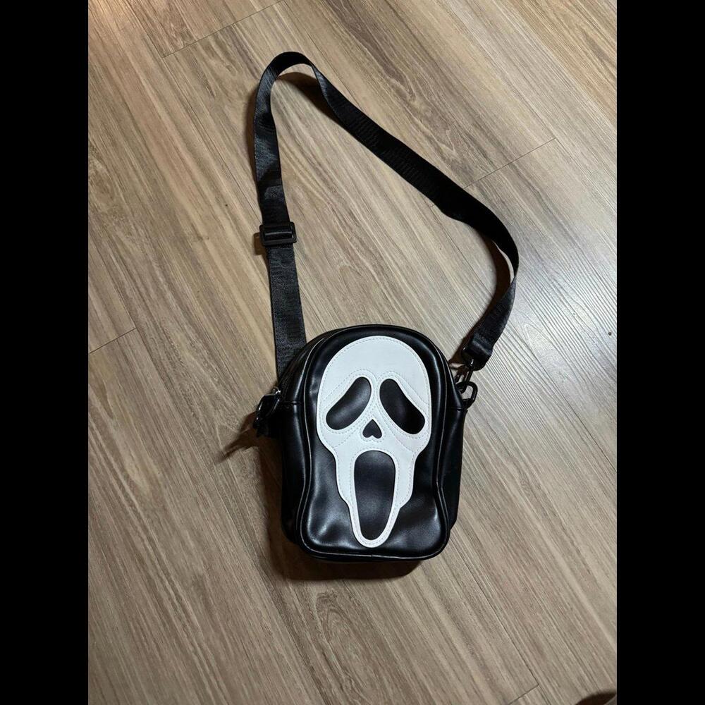 Scream Crossbody Spooky Halloween Purse Bag
